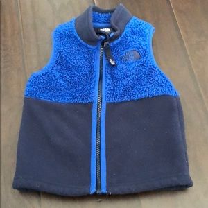 Toddler boy north face fleecy vest